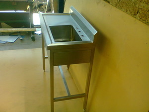 LAVABO PASTEUR C/TARJA derecha. 85x45x90.